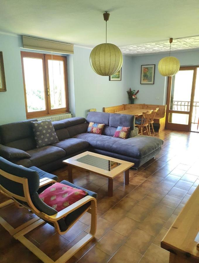 La Casa Rosa Villa Sernio ภายนอก รูปภาพ