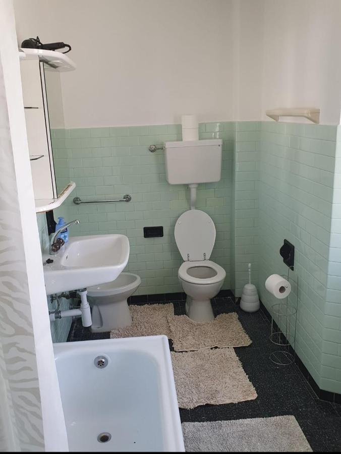 La Casa Rosa Villa Sernio ภายนอก รูปภาพ