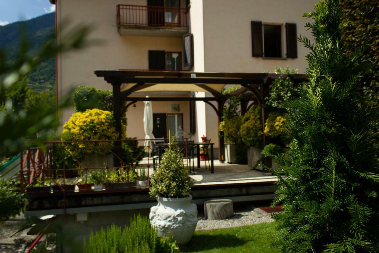 La Casa Rosa Villa Sernio ภายนอก รูปภาพ
